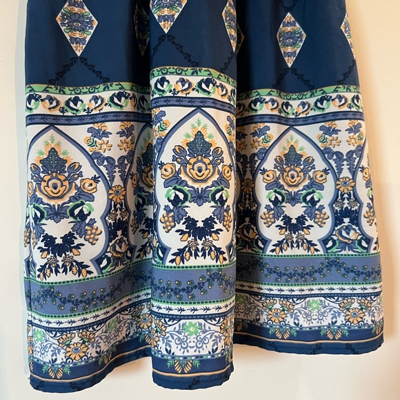 💙Printed Dress (Size Small) - Picture 11 of 12